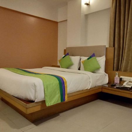 Treebo Trend Hotel Basera Πούνε Εξωτερικό φωτογραφία