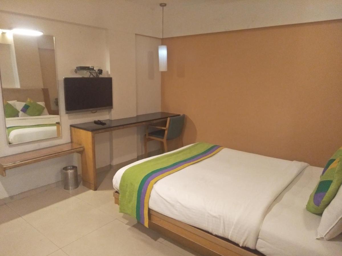 Treebo Trend Hotel Basera Πούνε Εξωτερικό φωτογραφία