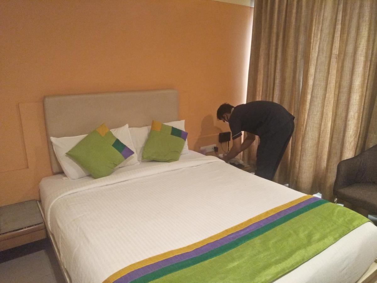Treebo Trend Hotel Basera Πούνε Εξωτερικό φωτογραφία