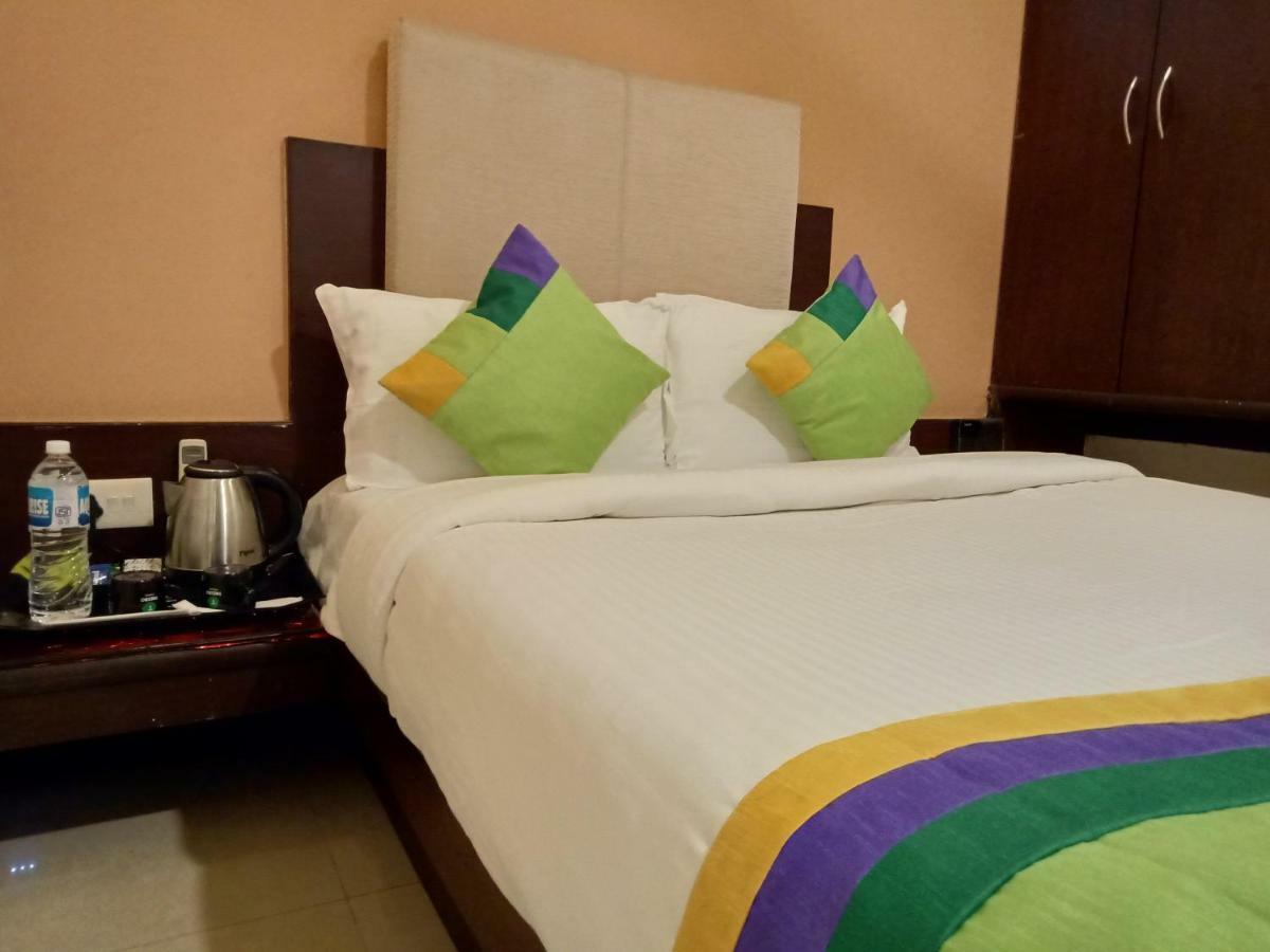 Treebo Trend Hotel Basera Πούνε Εξωτερικό φωτογραφία