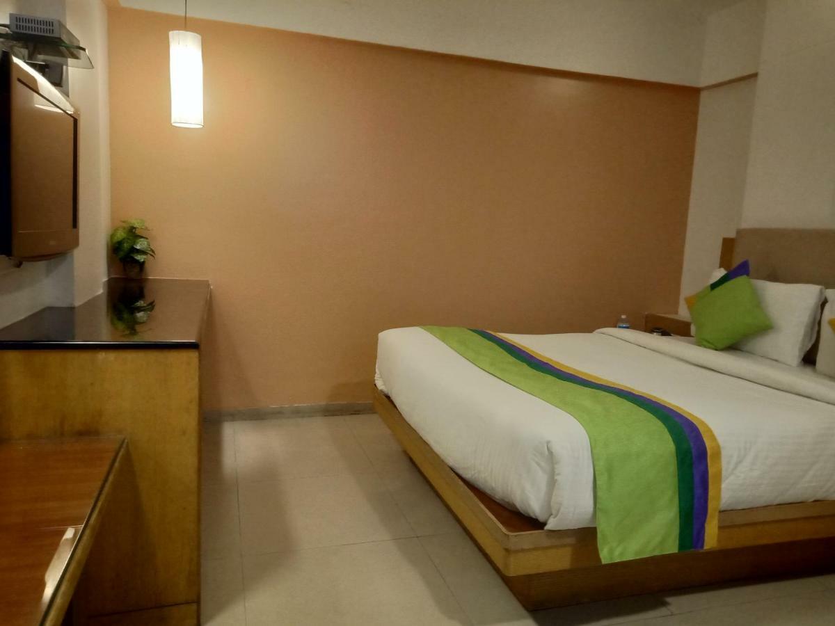 Treebo Trend Hotel Basera Πούνε Εξωτερικό φωτογραφία