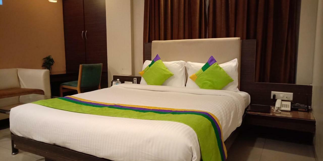 Treebo Trend Hotel Basera Πούνε Εξωτερικό φωτογραφία