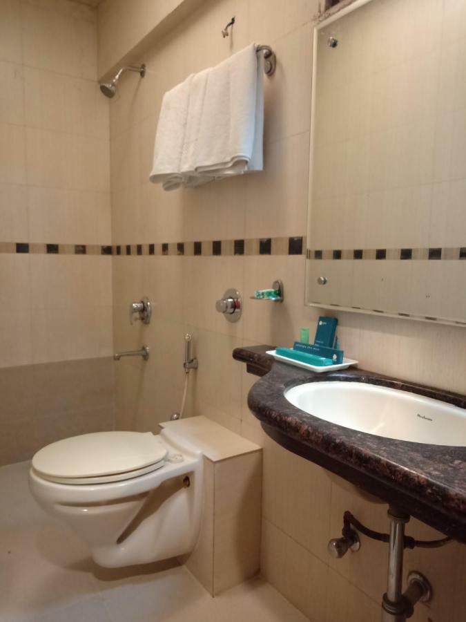 Treebo Trend Hotel Basera Πούνε Εξωτερικό φωτογραφία